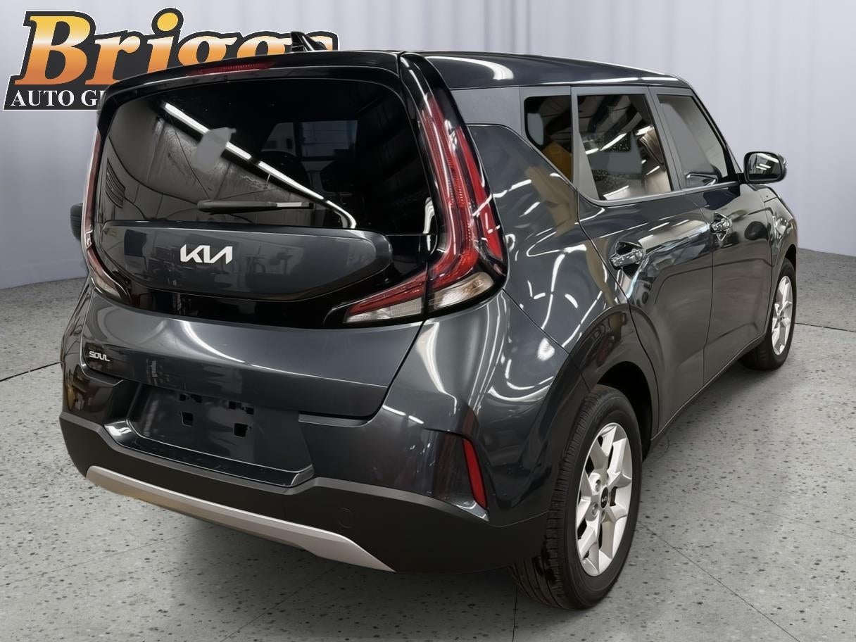 2024 Kia Soul LX