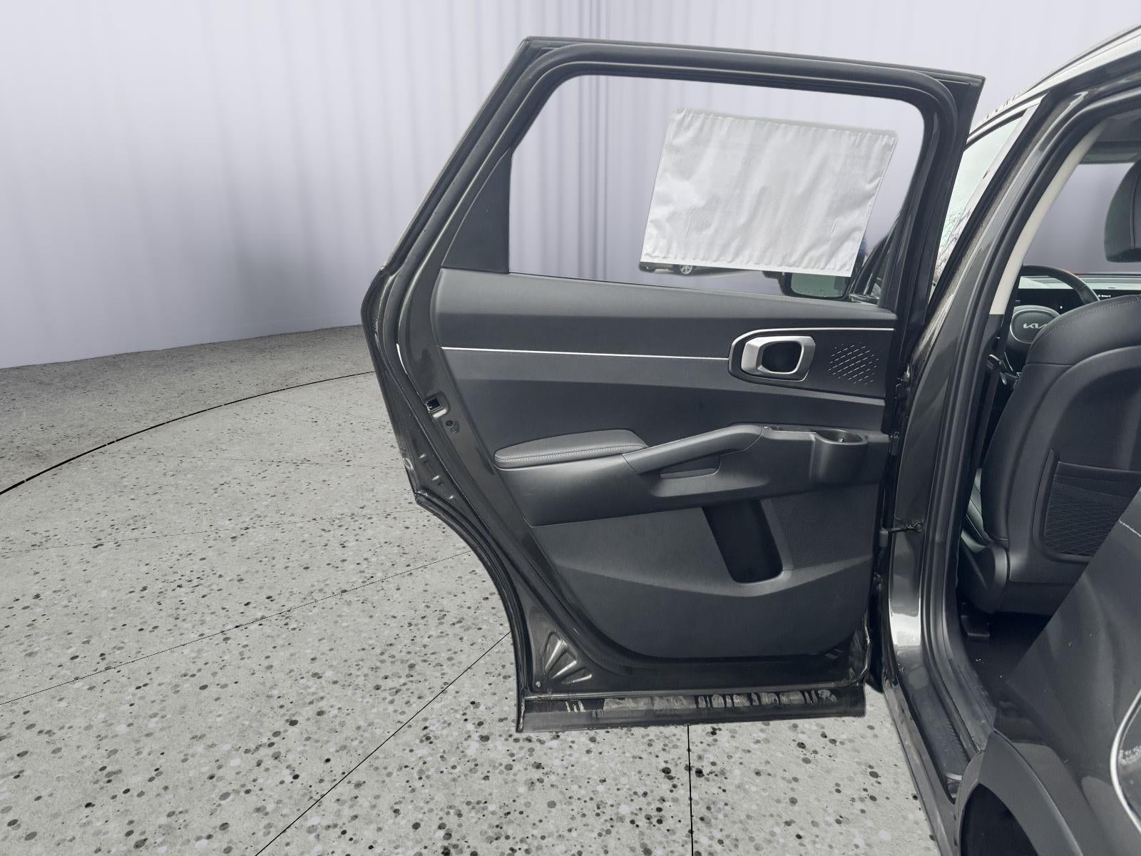 2025 Kia Sorento Hybrid EX