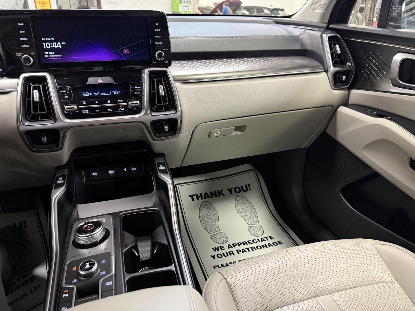 2023 Kia Sorento Hybrid EX