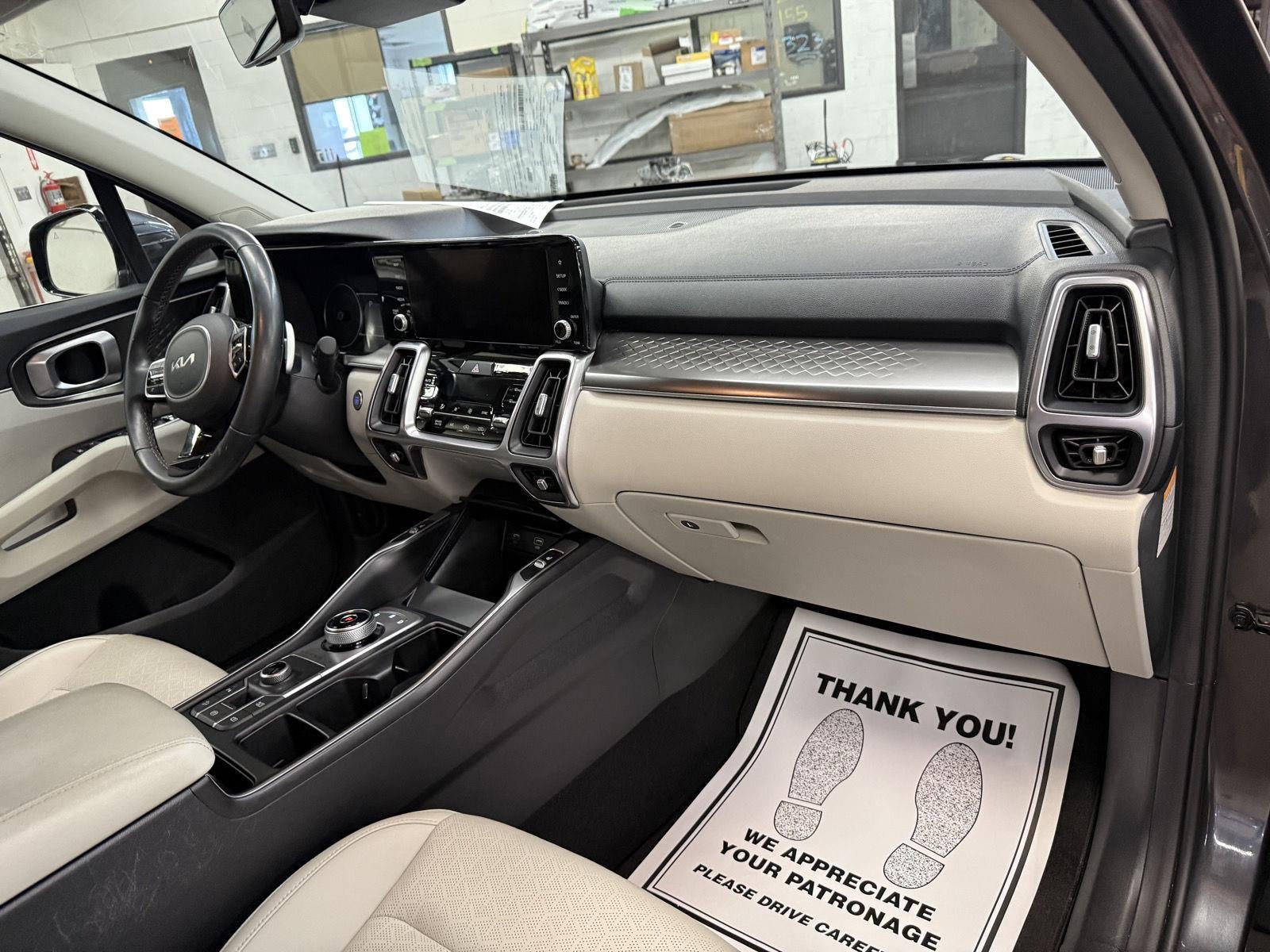 2023 Kia Sorento Hybrid EX