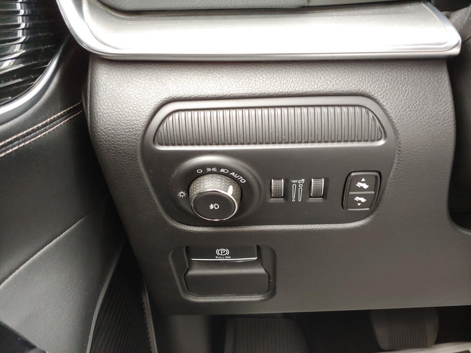2024 Jeep Wagoneer Series II Carbide