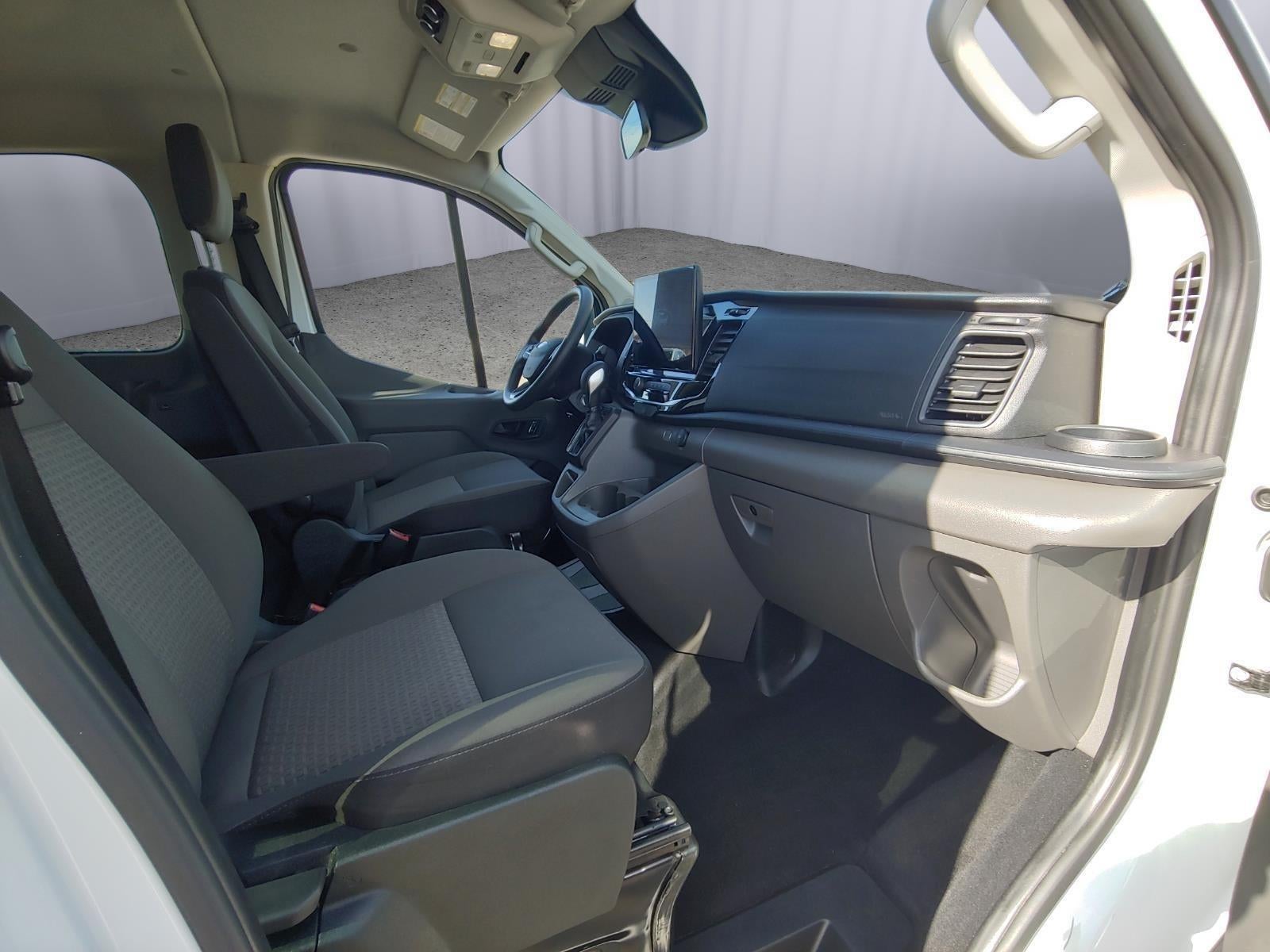 2024 Ford TRANSIT Base