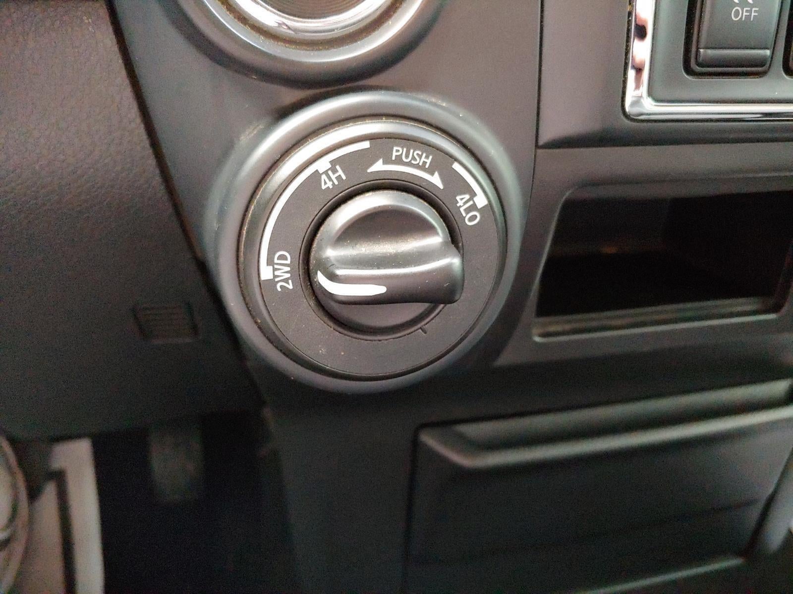 2022 Nissan Titan SV