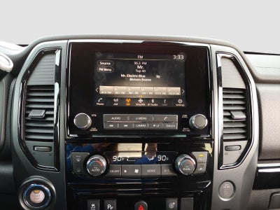 2024 Nissan Titan SV