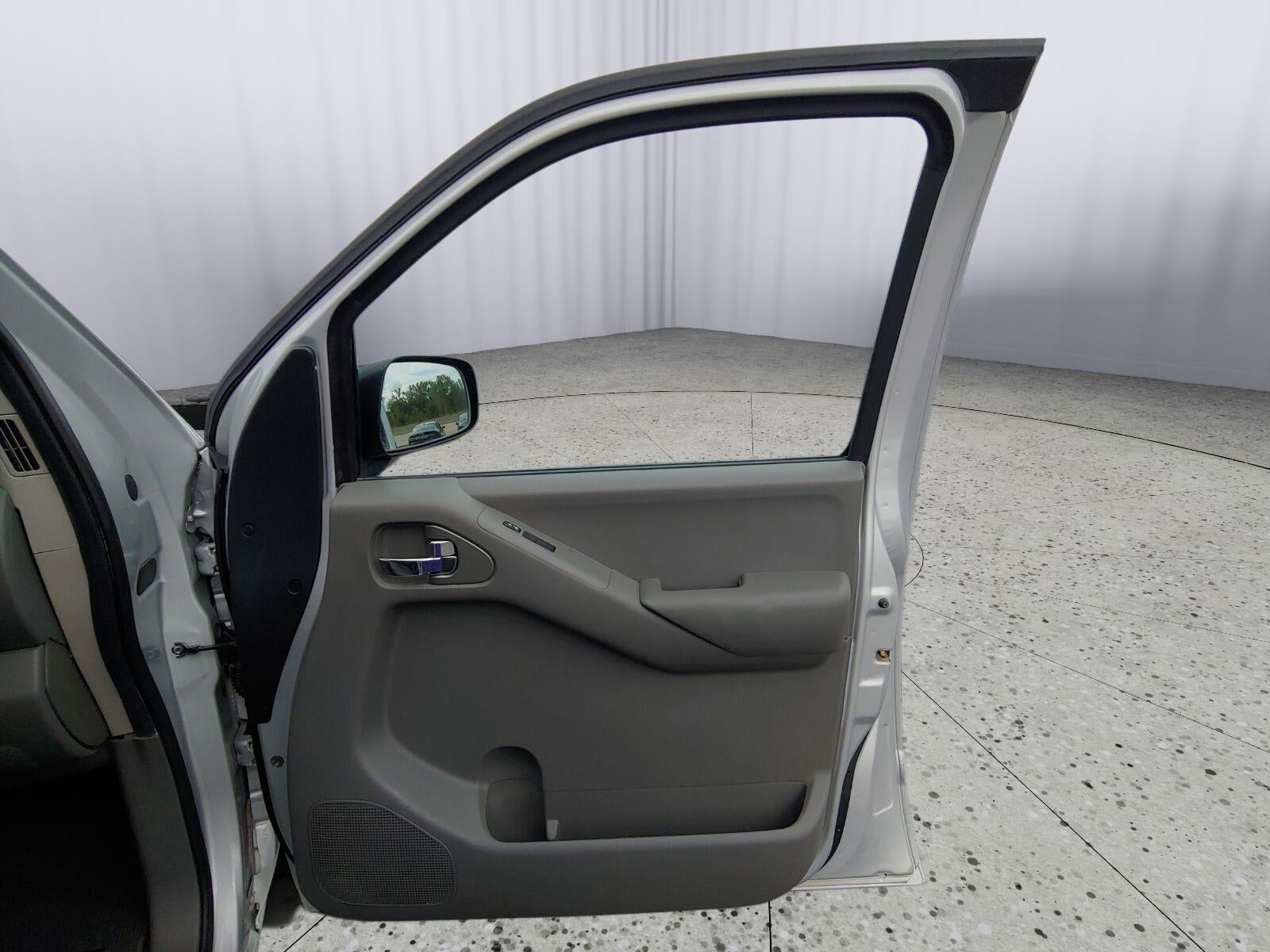 2012 Nissan Frontier SV
