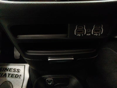 2025 Chrysler Voyager LX