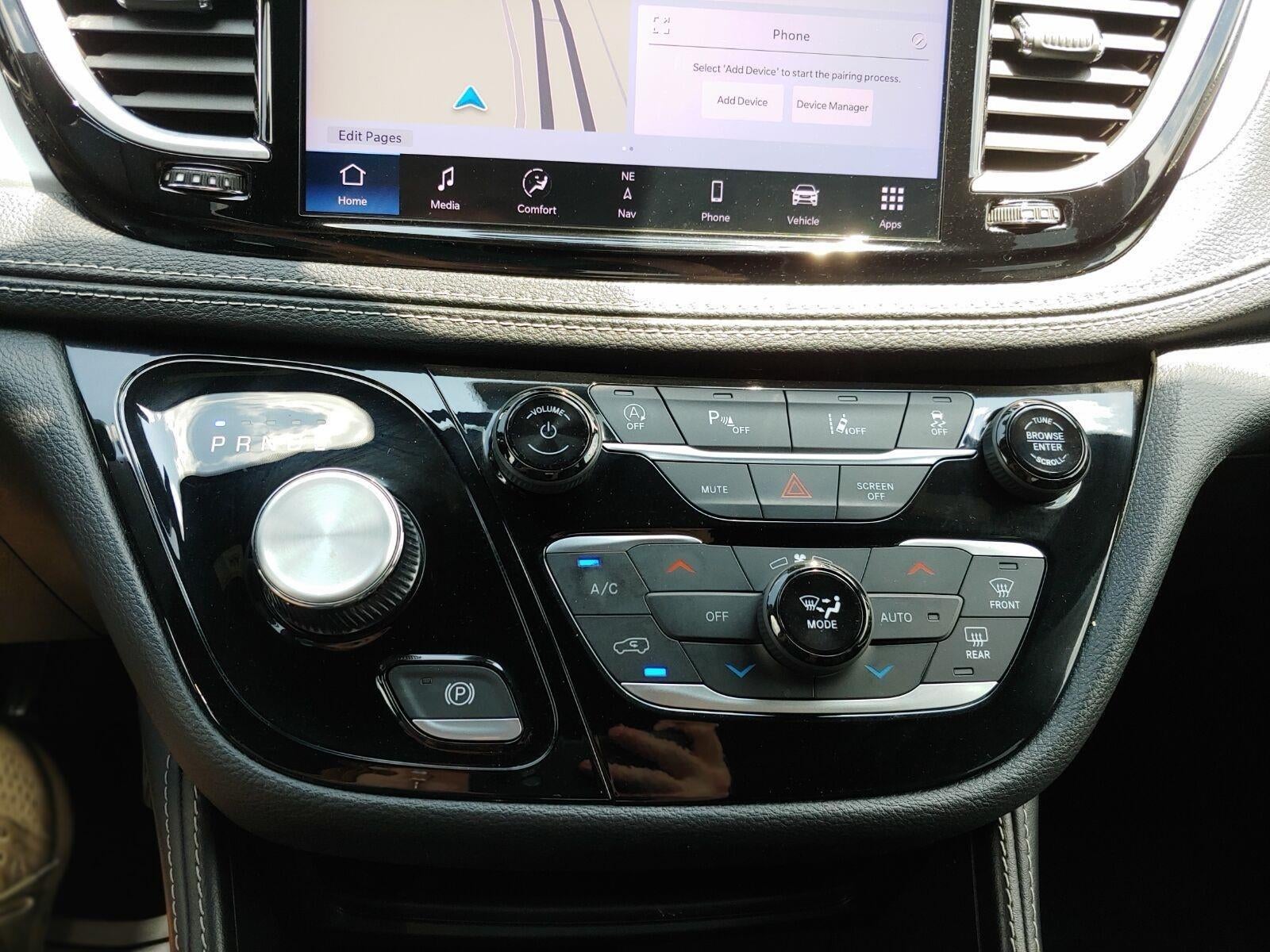 2025 Chrysler Pacifica Limited
