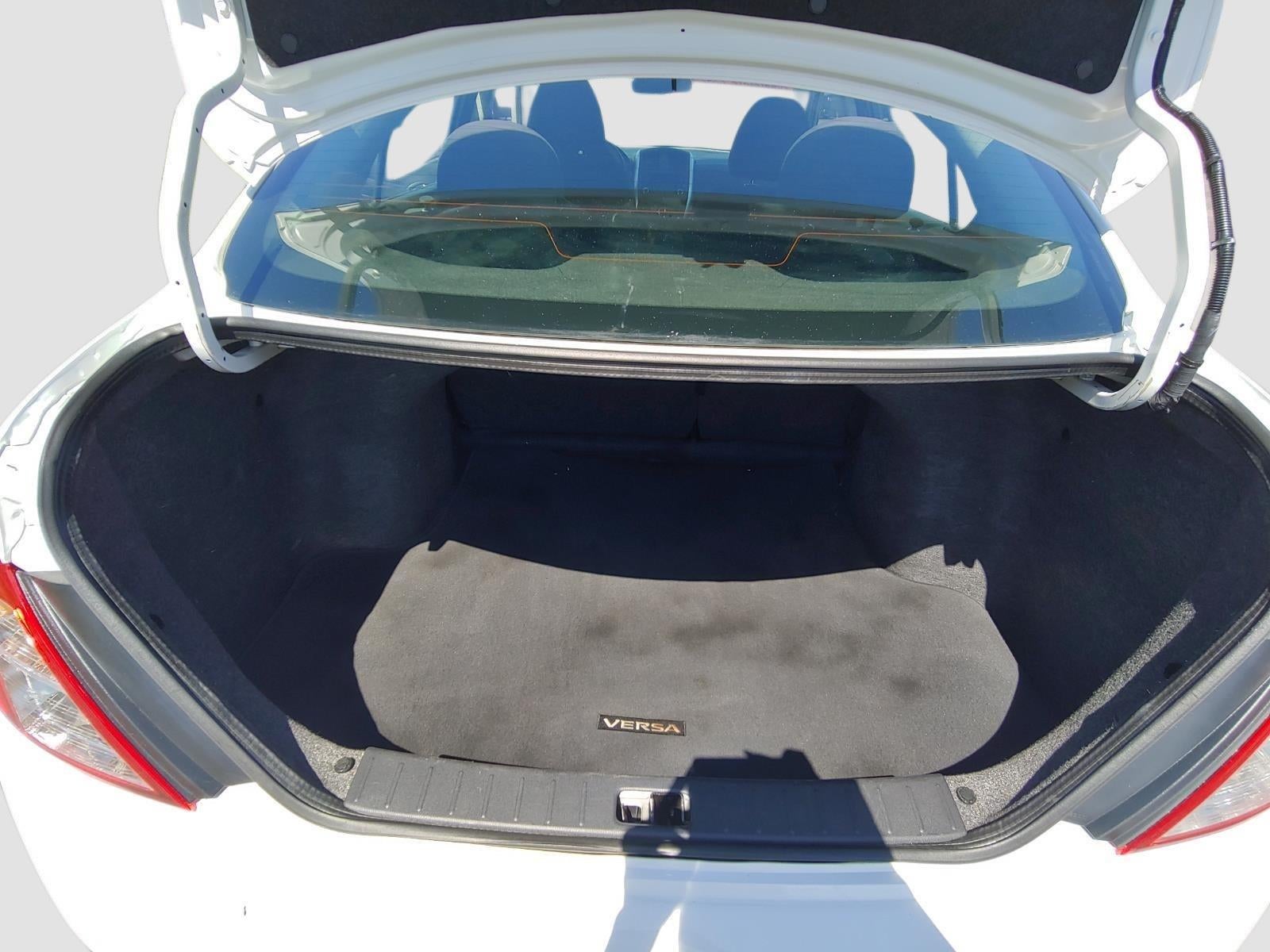 2018 Nissan Versa Sedan SV