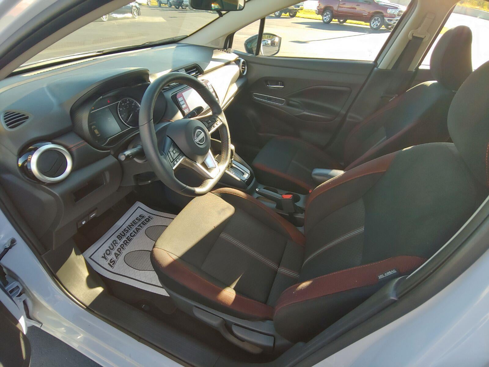 2025 Nissan Versa SR