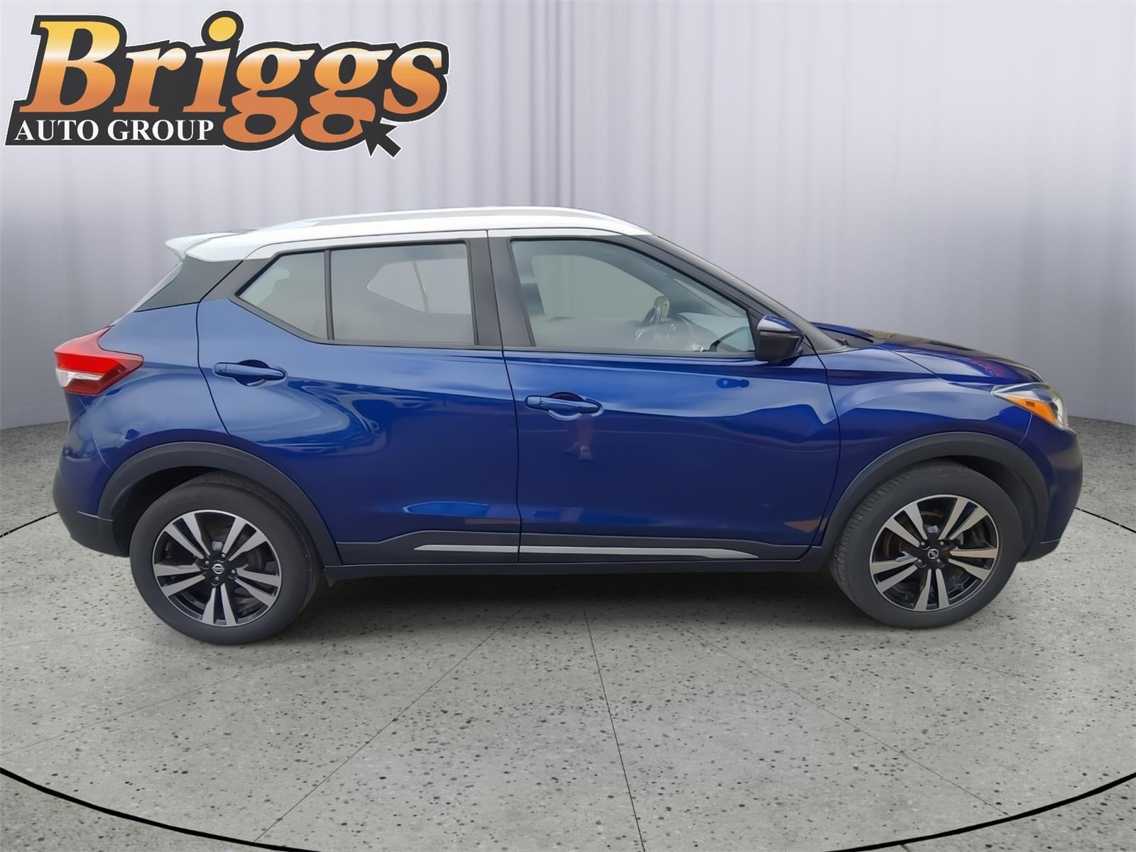 2019 Nissan Kicks SR