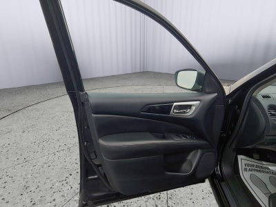 2020 Nissan Pathfinder S