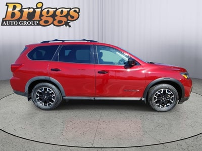 2020 Nissan Pathfinder SV