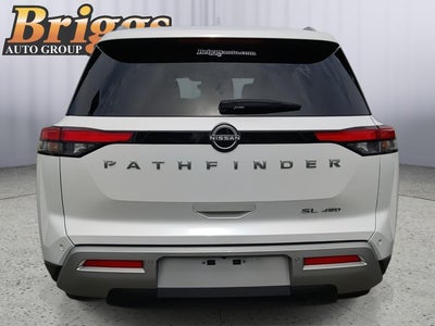 2025 Nissan Pathfinder SL
