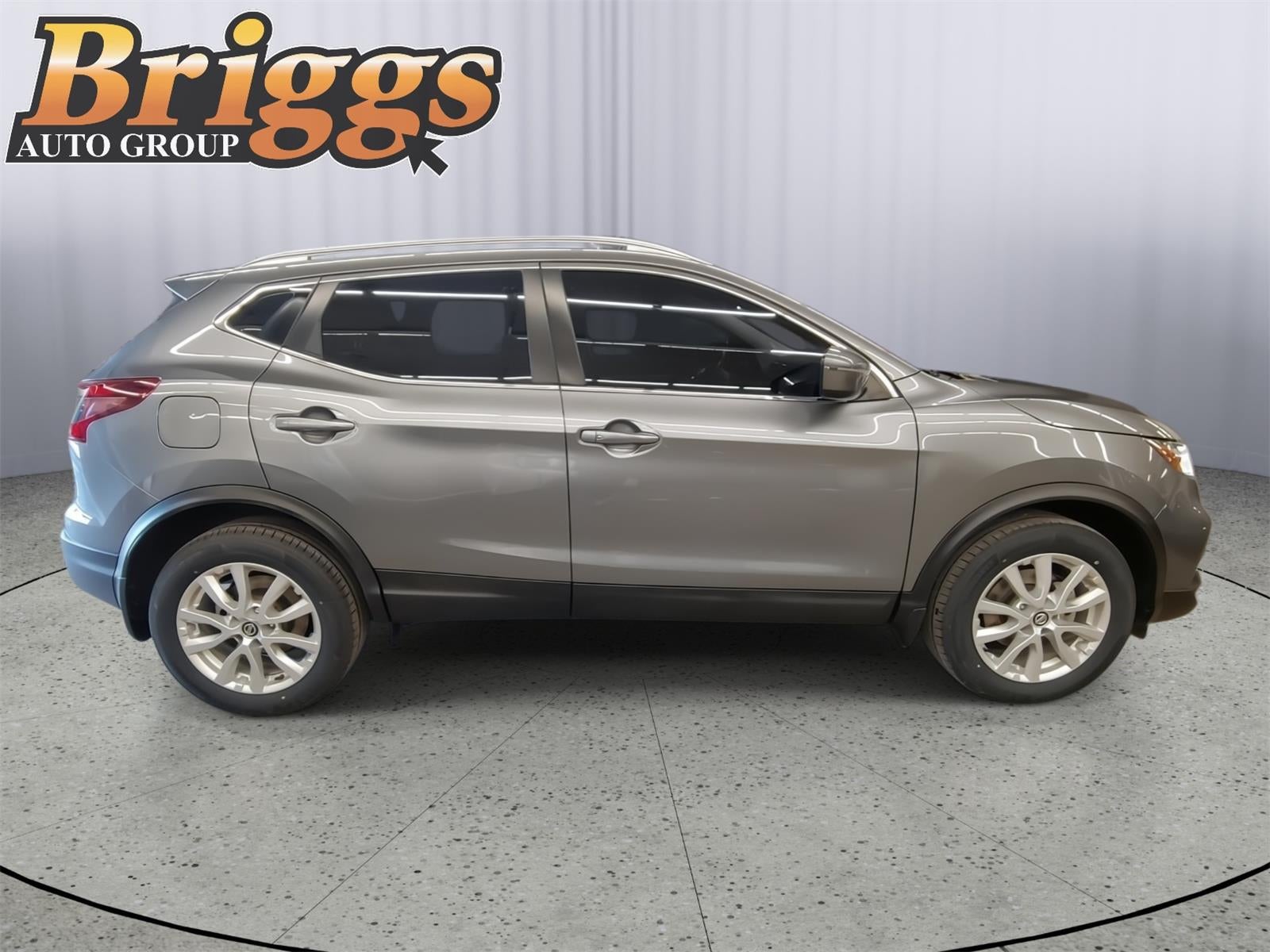 2021 Nissan Rogue Sport SV