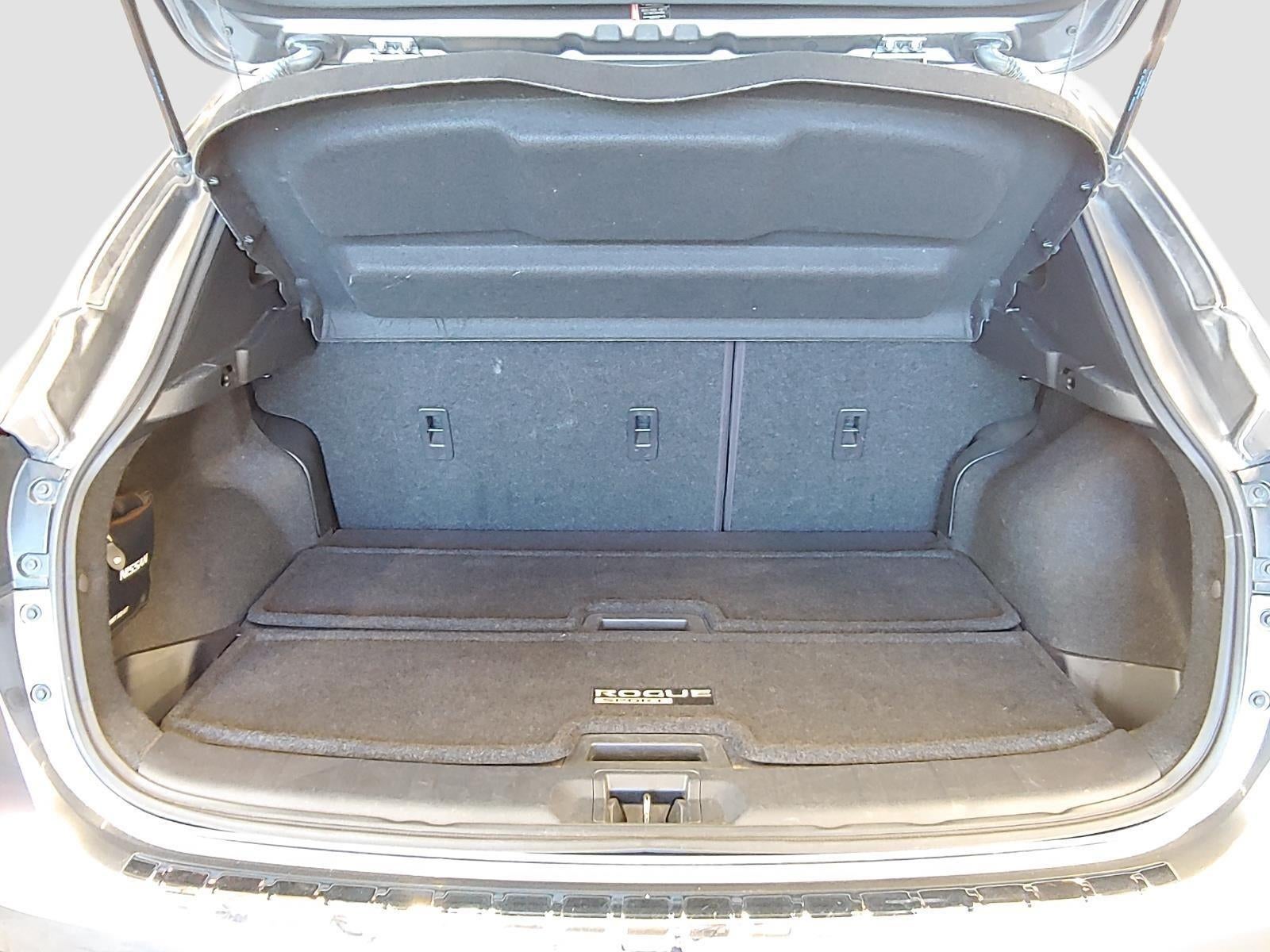 2021 Nissan Rogue Sport SV