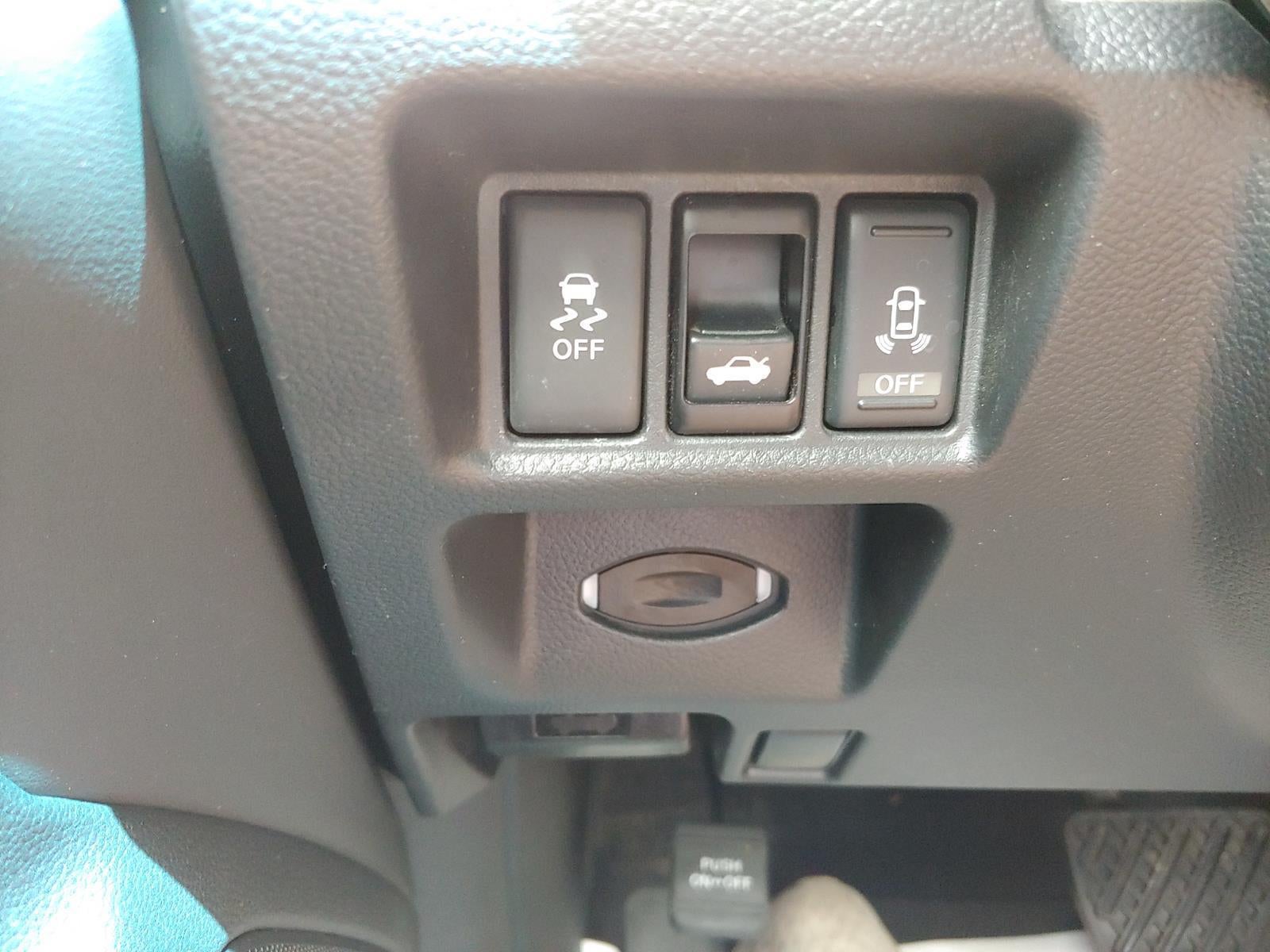 2013 INFINITI G37 Sedan x