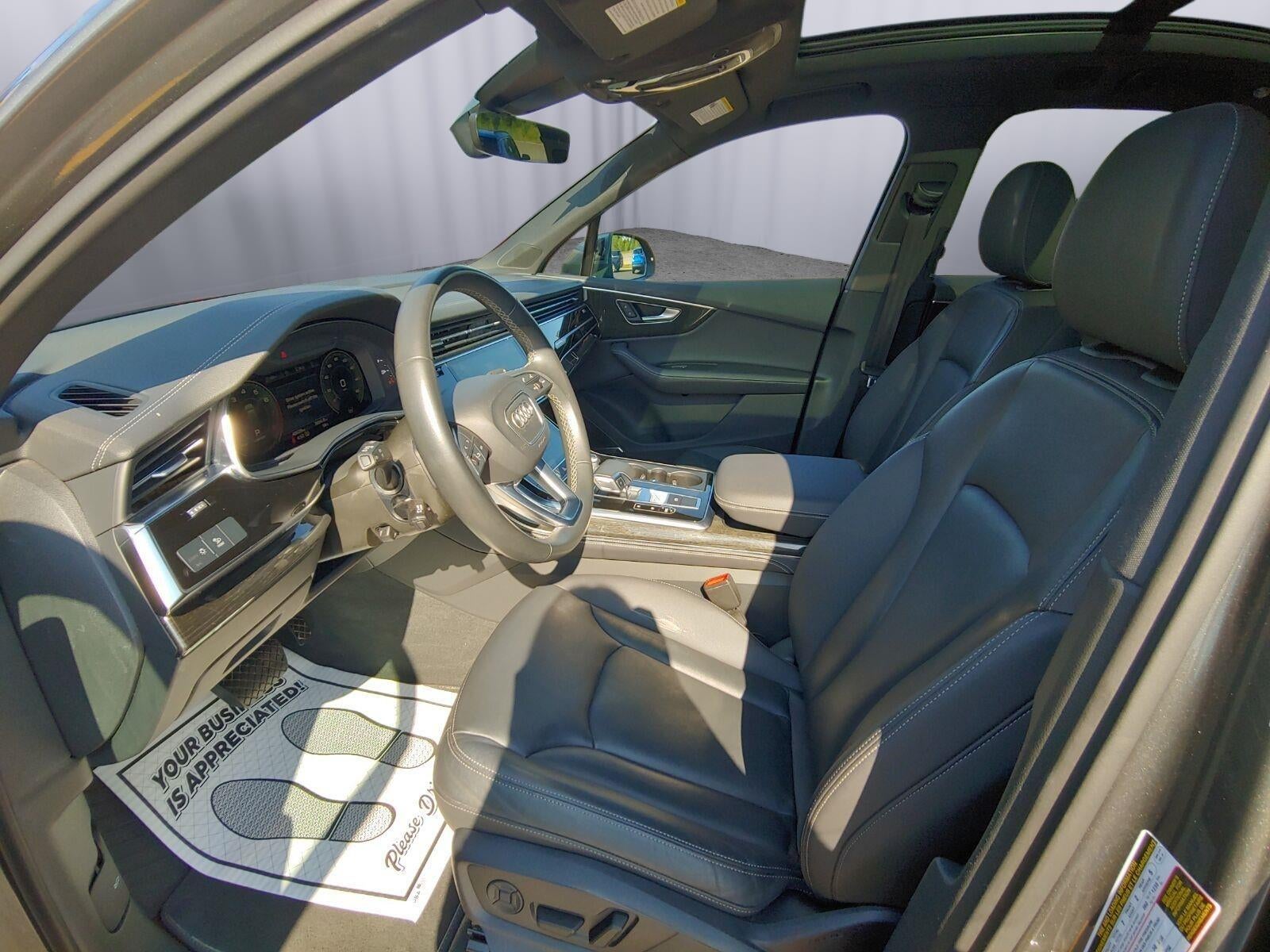 2025 Audi Q7 Premium Plus