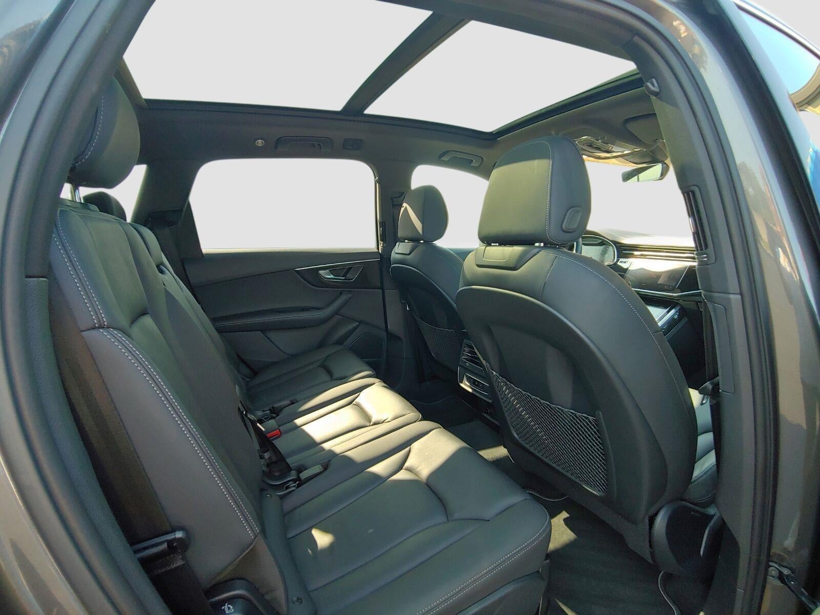2025 Audi Q7 Premium Plus
