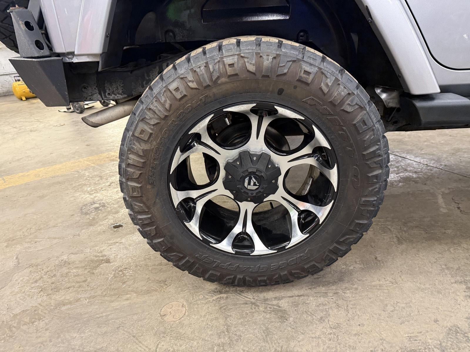 2013 Jeep Wrangler Unlimited Sahara