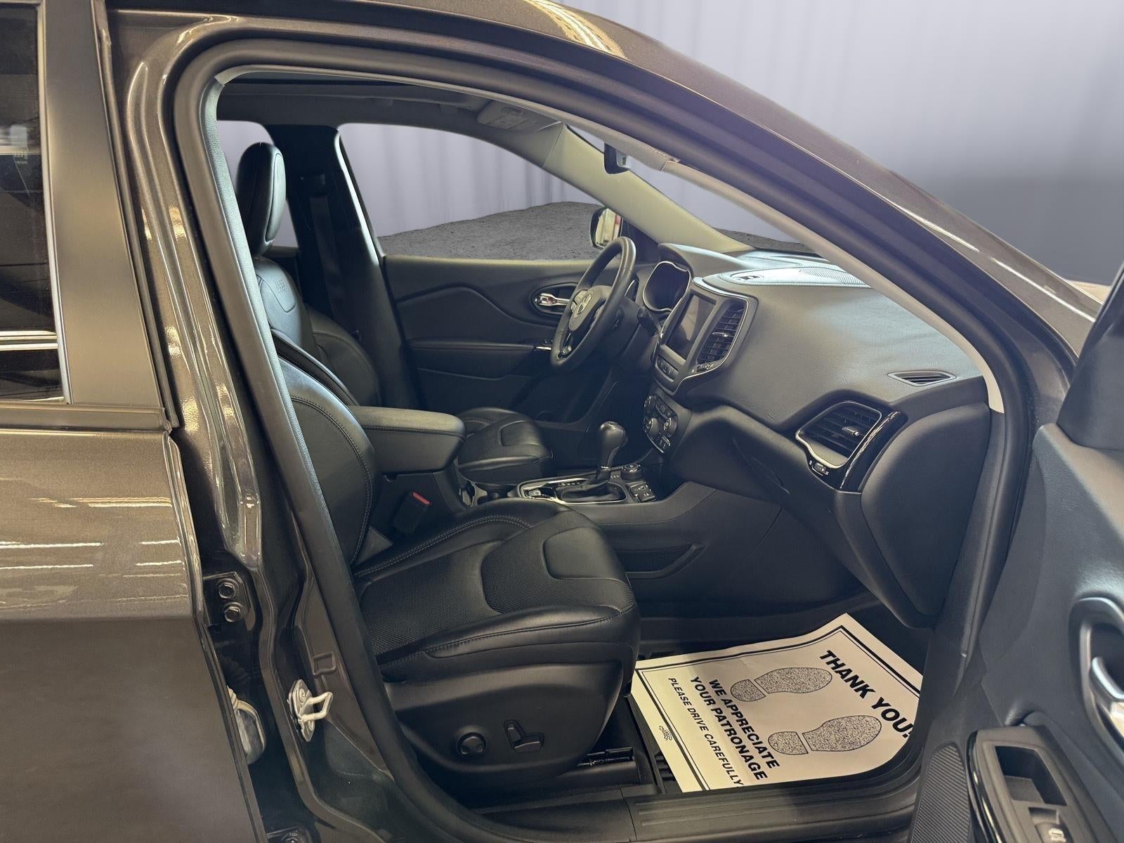 2023 Jeep Cherokee Altitude Lux