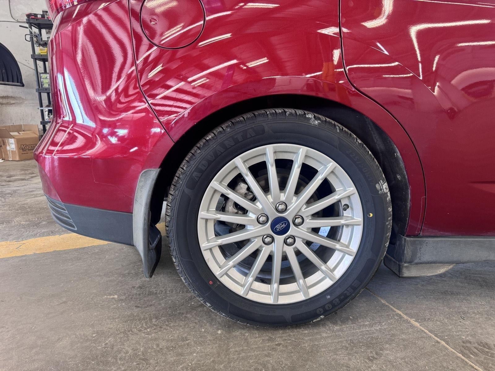 2014 Ford C-Max Hybrid SE