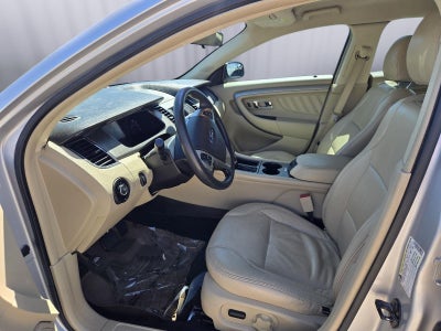 2017 Ford Taurus SE