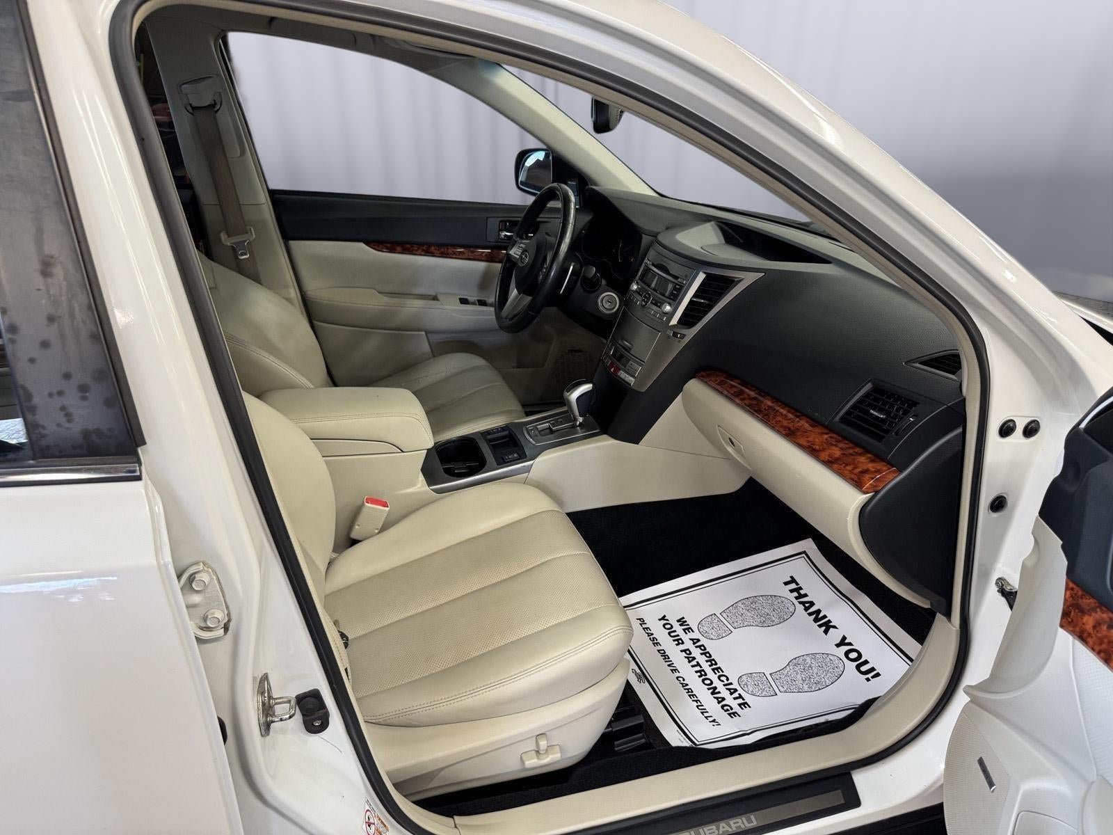 2011 Subaru Outback 2.5i Limited Pwr Moon