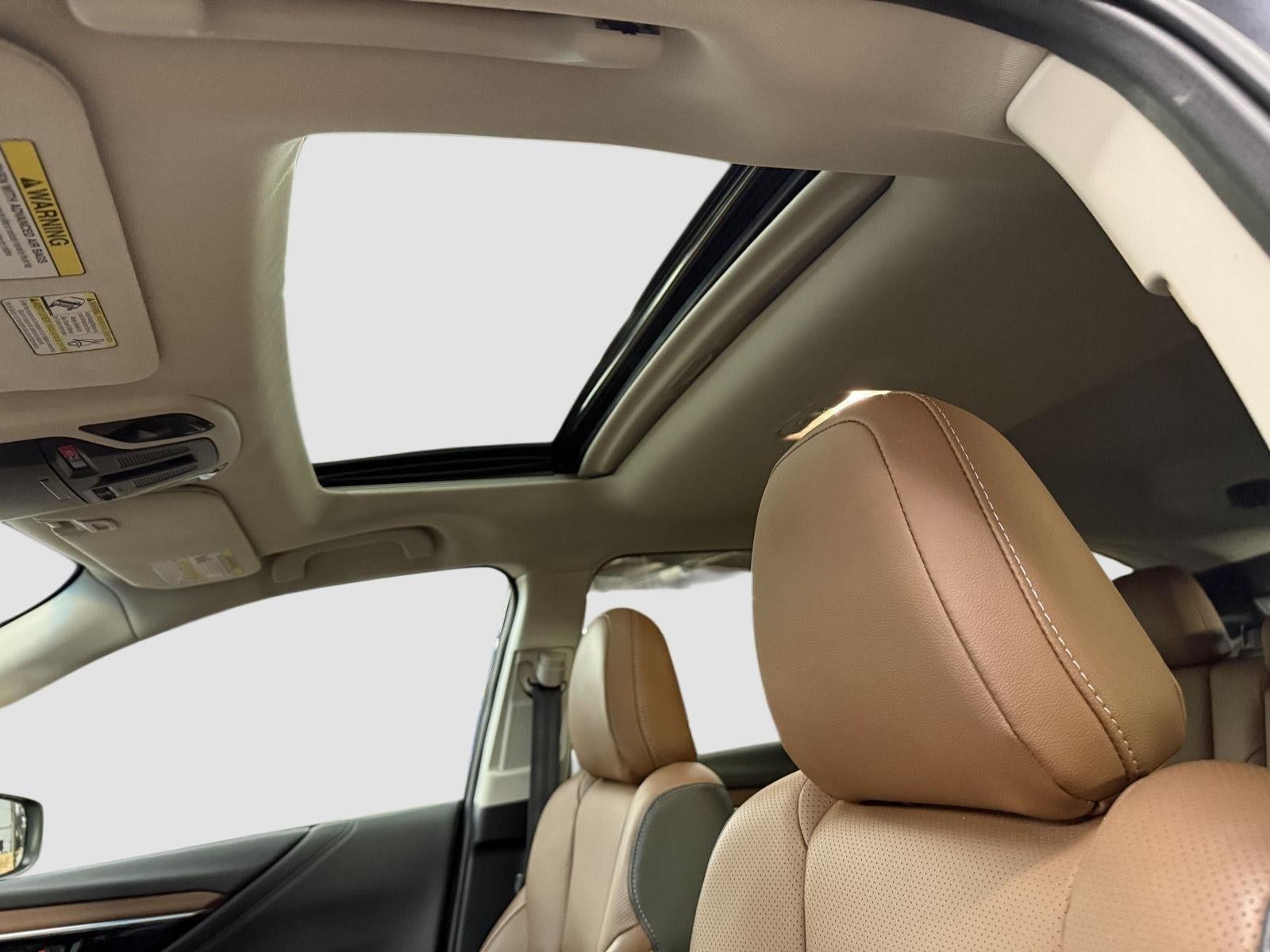 2022 Subaru Outback Touring