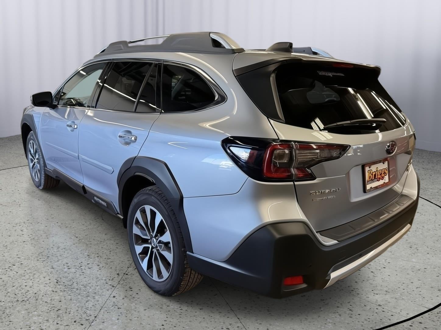 2025 Subaru Outback Touring