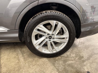 2022 Audi Q7 Premium Plus