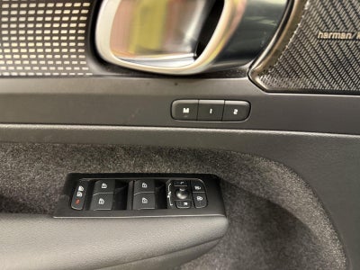 2022 Volvo XC40 RECHARGE Twin Ultimate
