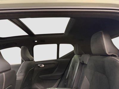 2022 Volvo XC40 RECHARGE Twin Ultimate