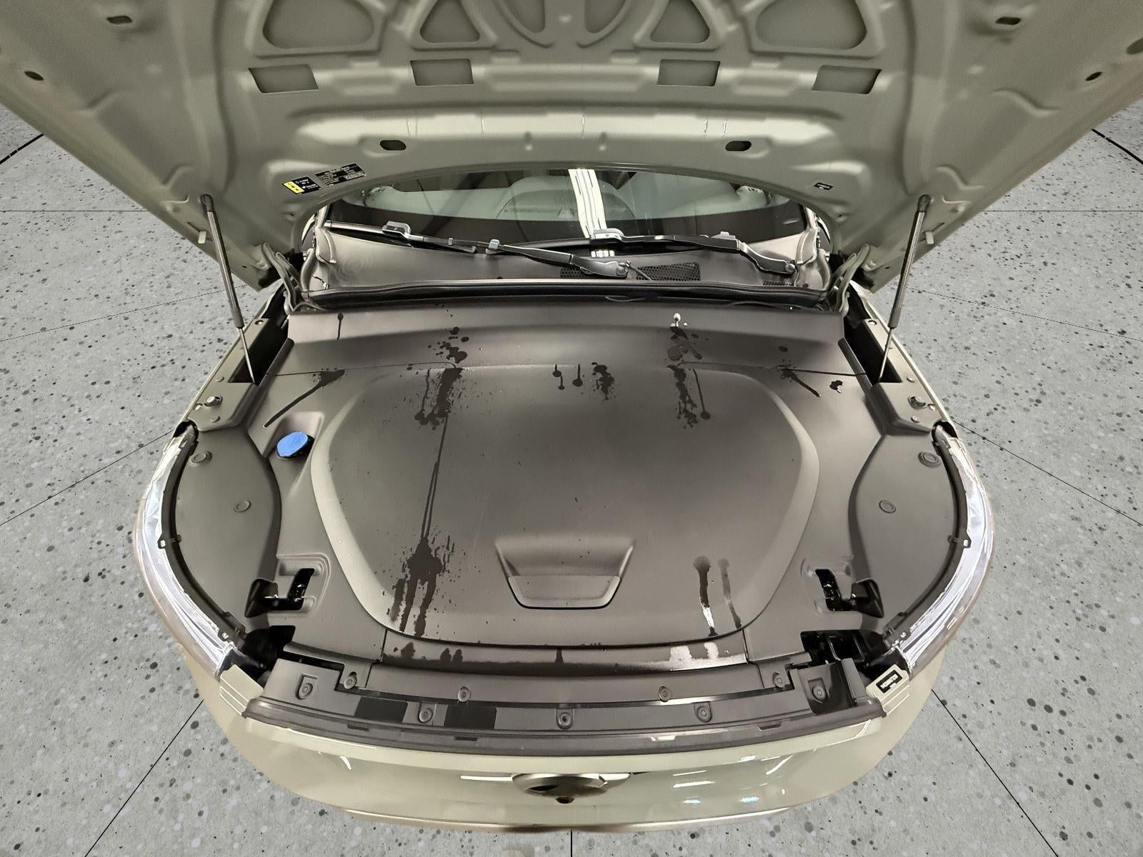 2022 Volvo XC40 RECHARGE Twin Ultimate