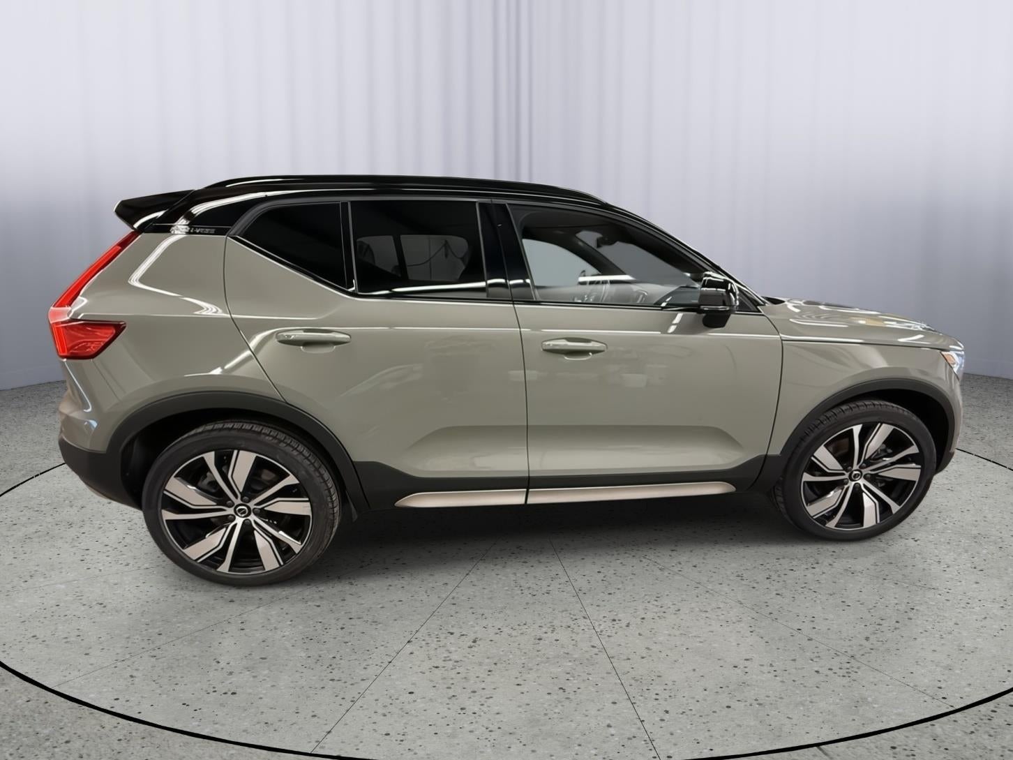 2022 Volvo XC40 RECHARGE Twin Ultimate