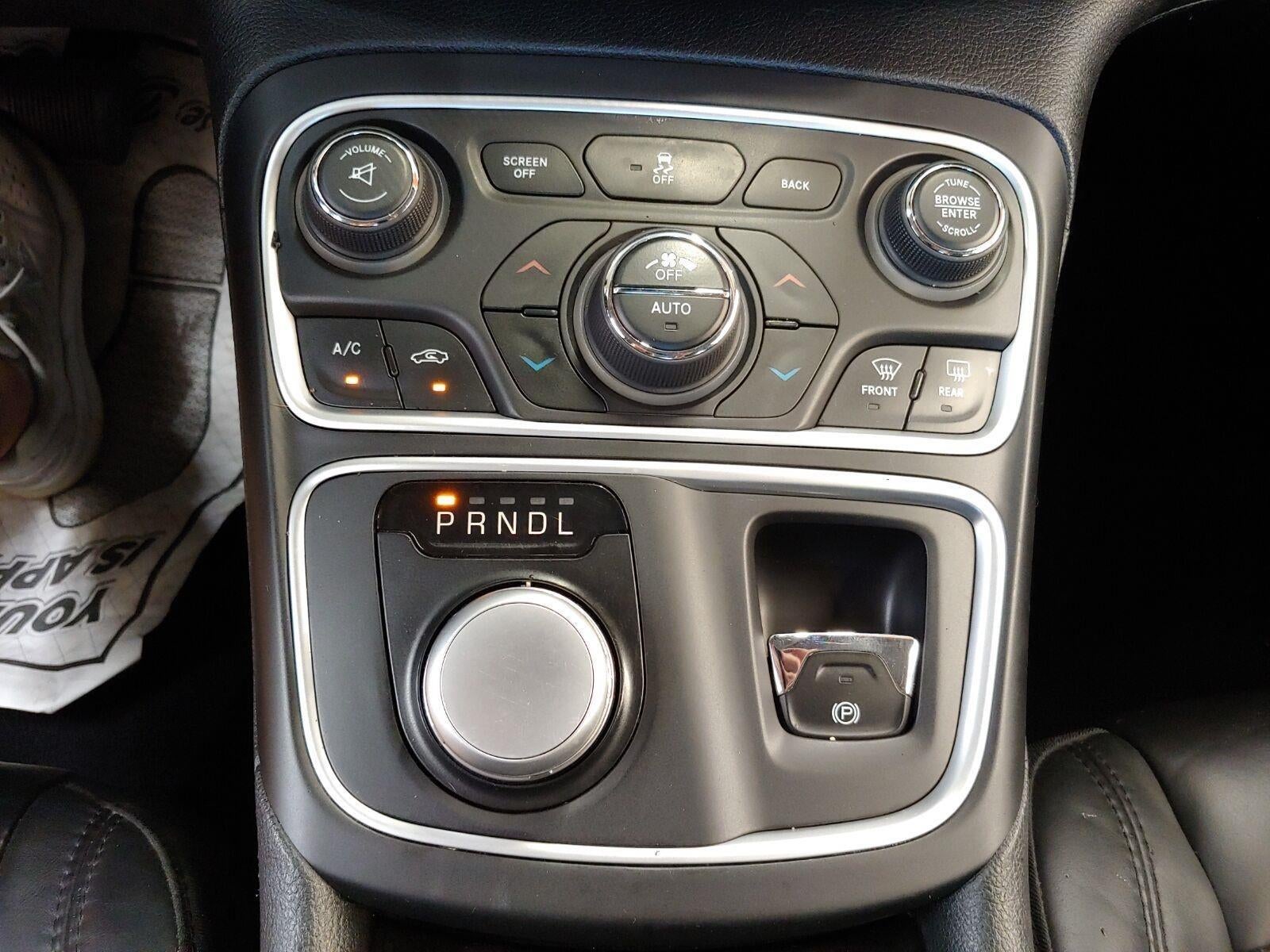 2015 Chrysler 200 C