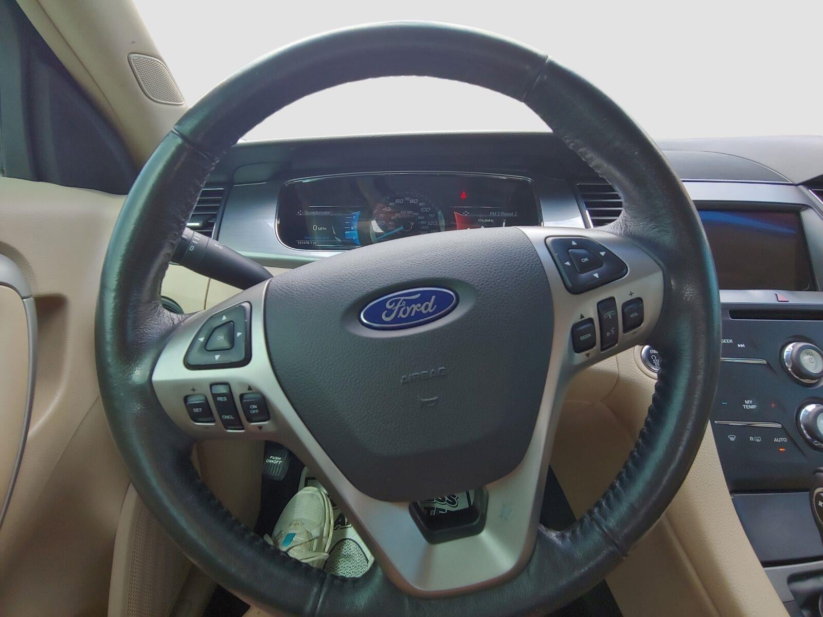 2018 Ford Taurus SEL