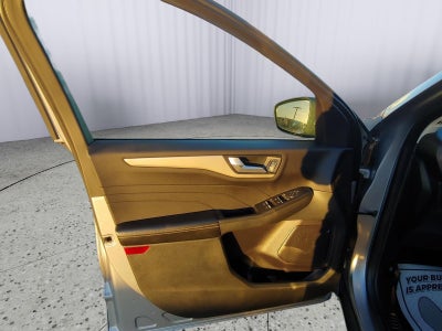 2021 Ford Escape SE Hybrid