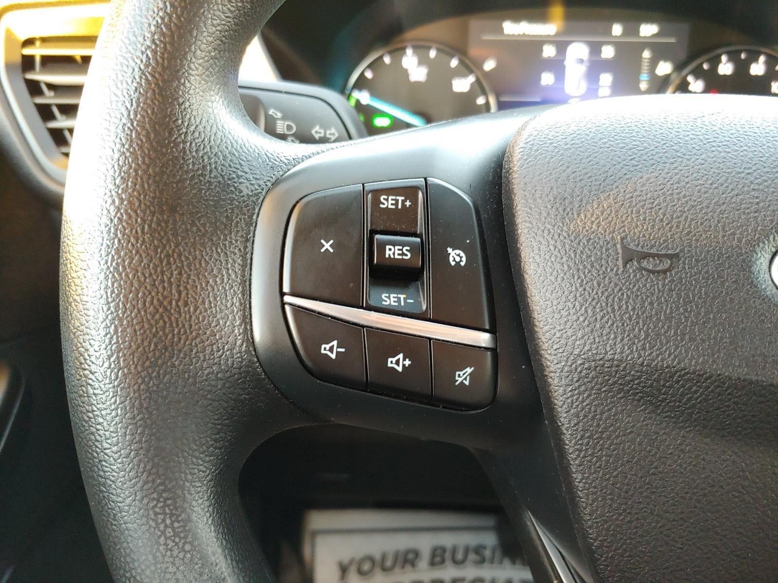 2021 Ford Escape SE Hybrid