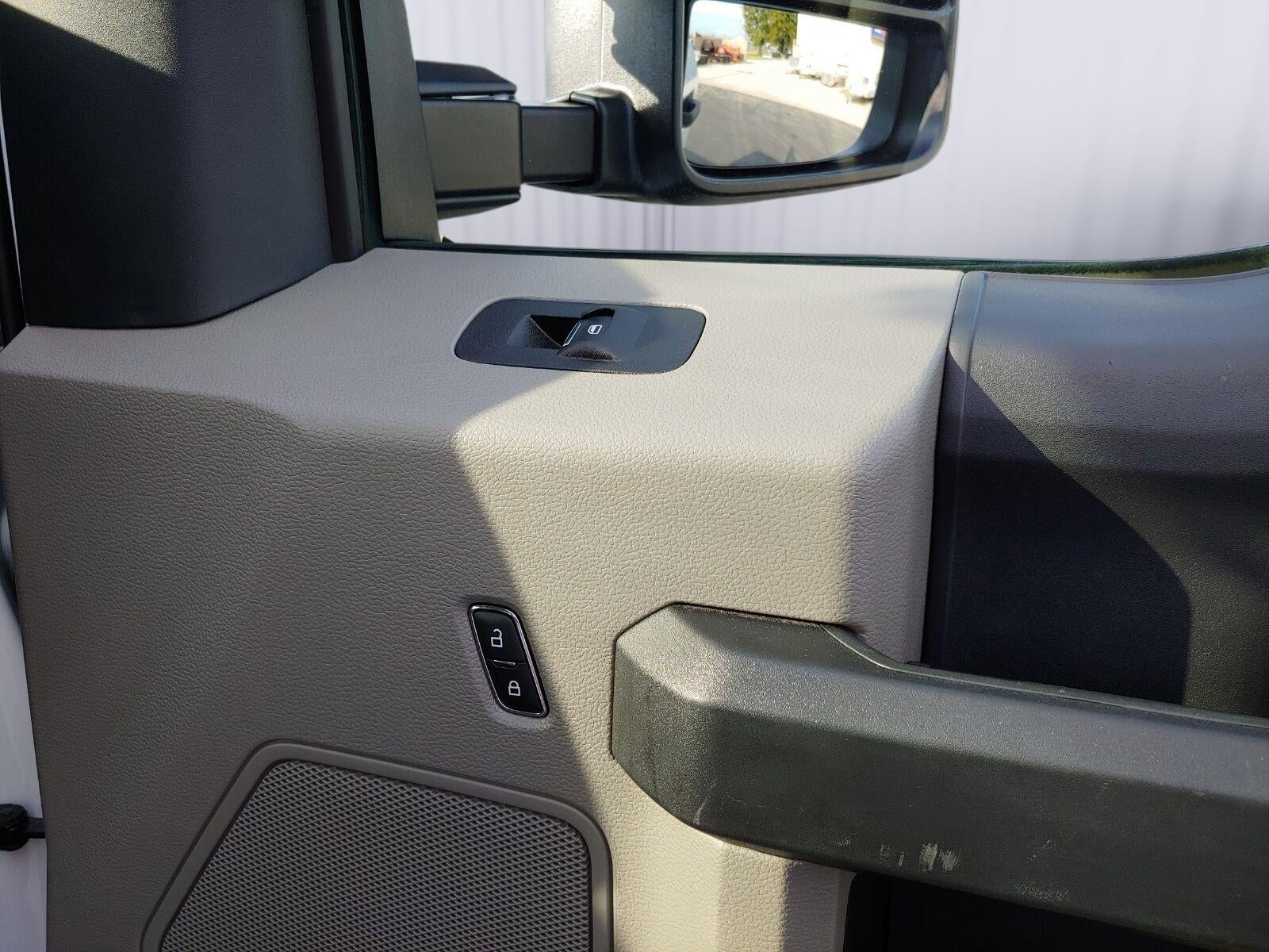 2022 Ford Super Duty F-350 Srw XL