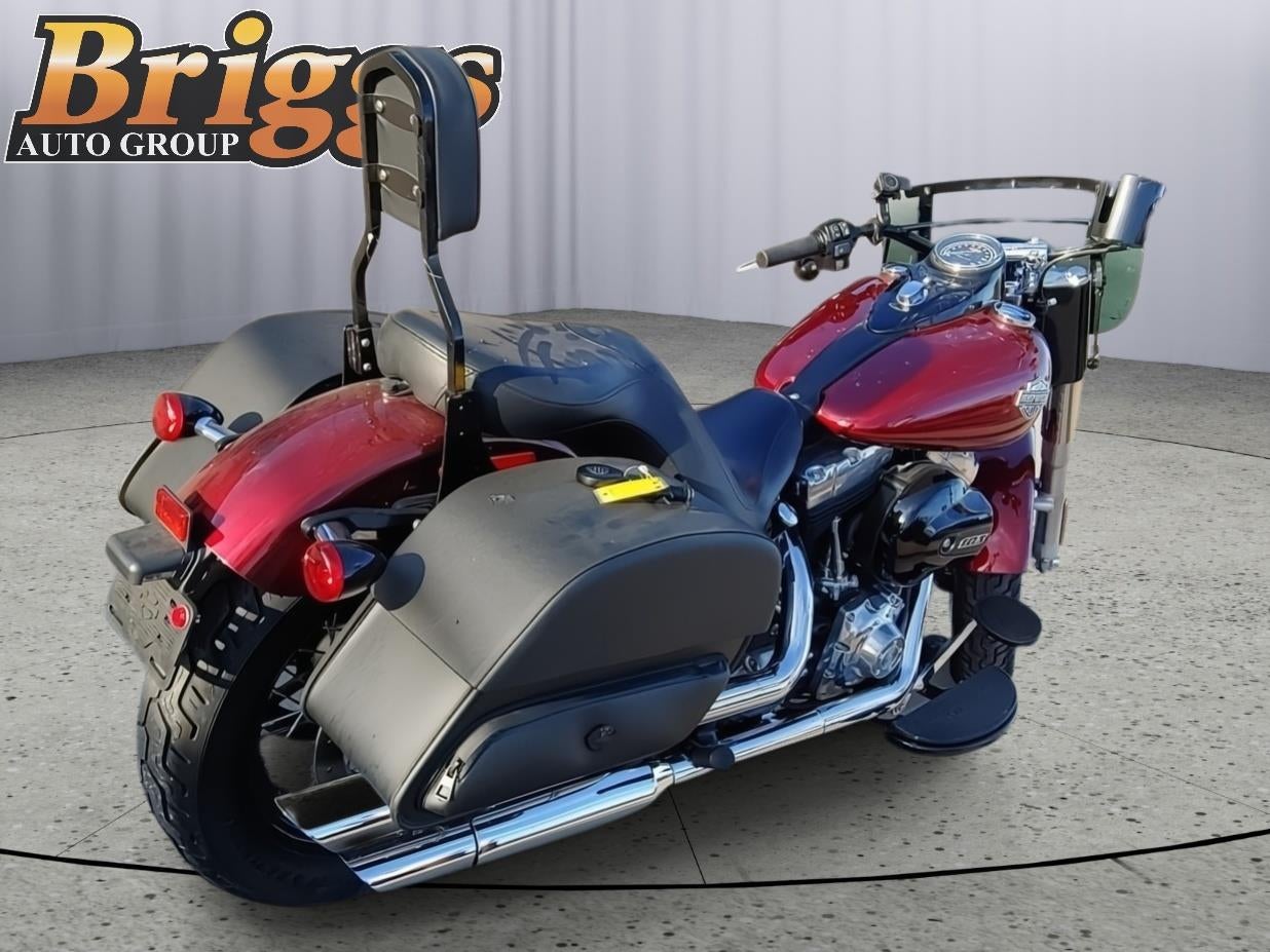 2016 HARLEY-DAVIDSON SOFTAIL SLIM Base