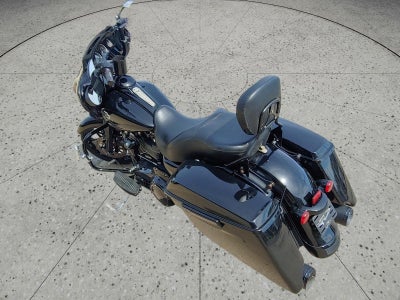 2020 HARLEY-DAVIDSON STREET GLIDE Base