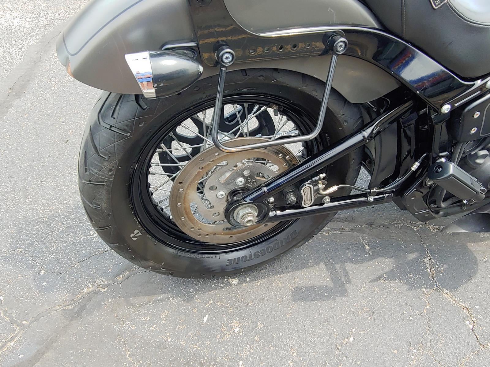 2019 HARLEY-DAVIDSON STREETBOB Base