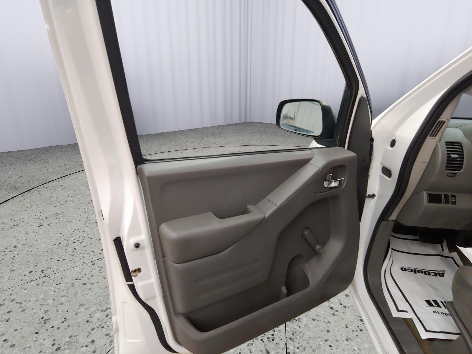 2016 Nissan Frontier S