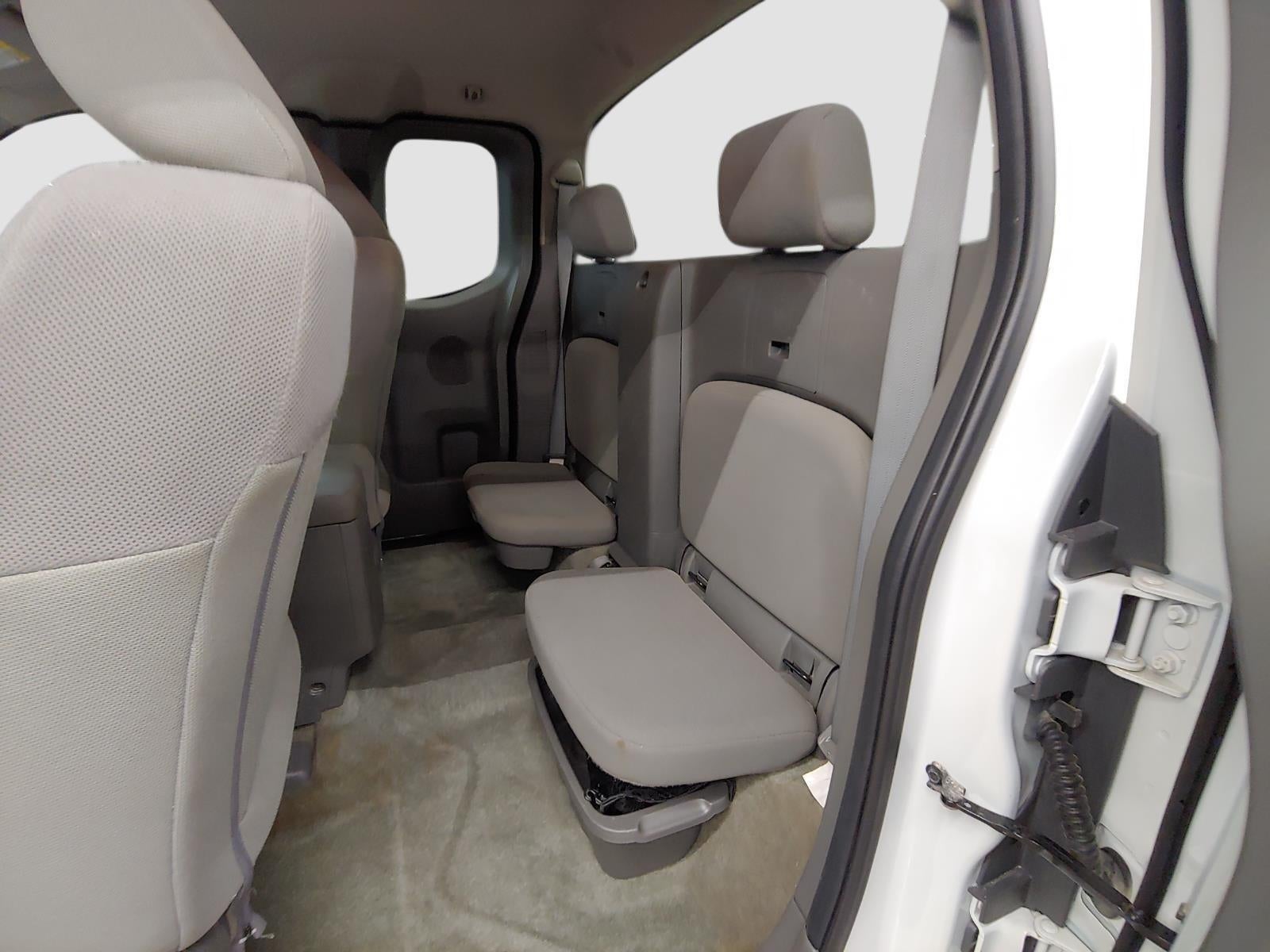 2016 Nissan Frontier S