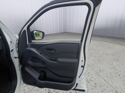 2024 Nissan Frontier S