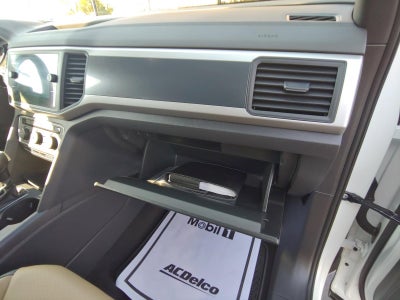 2021 Volkswagen Atlas Cross Sport 3.6L V6 SE w/Technology R-Line