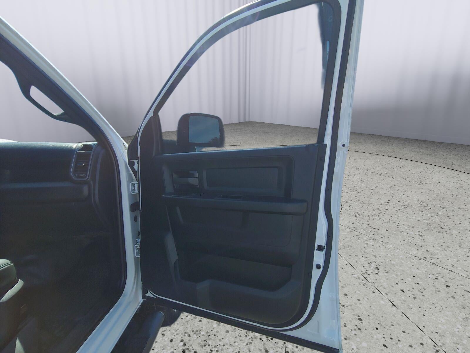2024 RAM Ram 2500 Pickup Tradesman - Photo 29