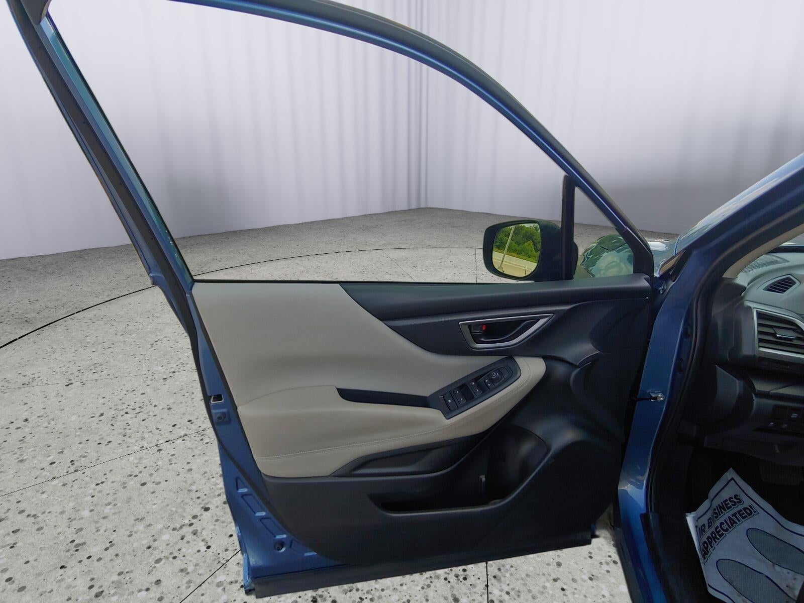2023 Subaru Forester BASE
