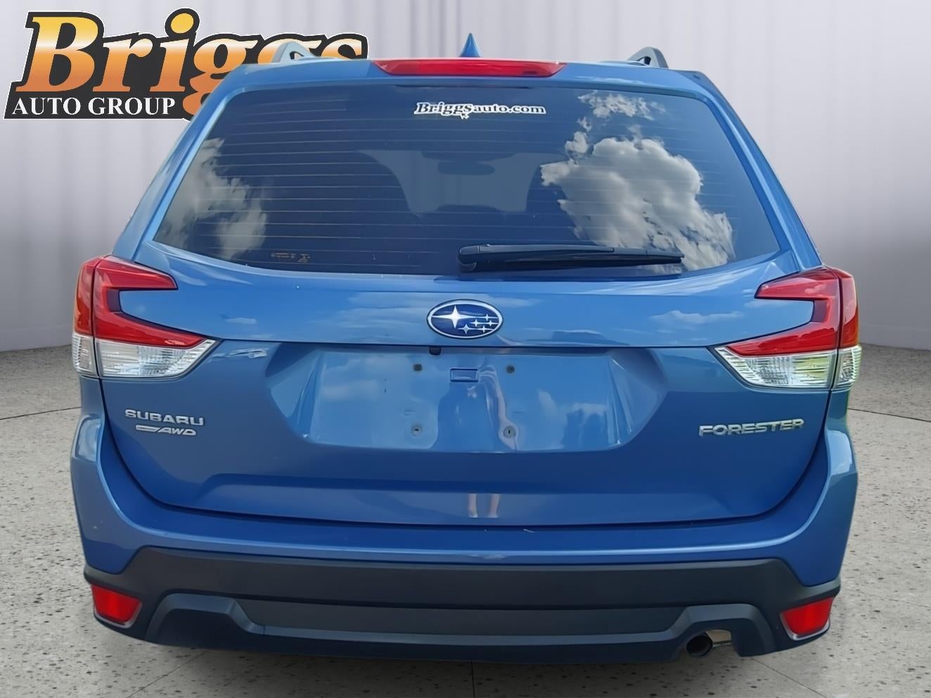 2023 Subaru Forester BASE