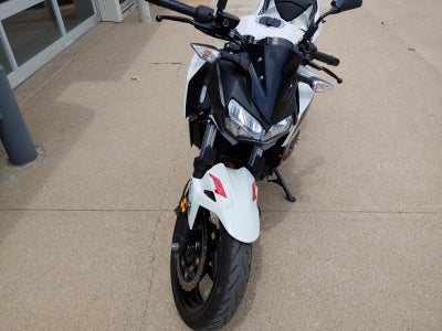2023 KAWASAKI Z400 Base